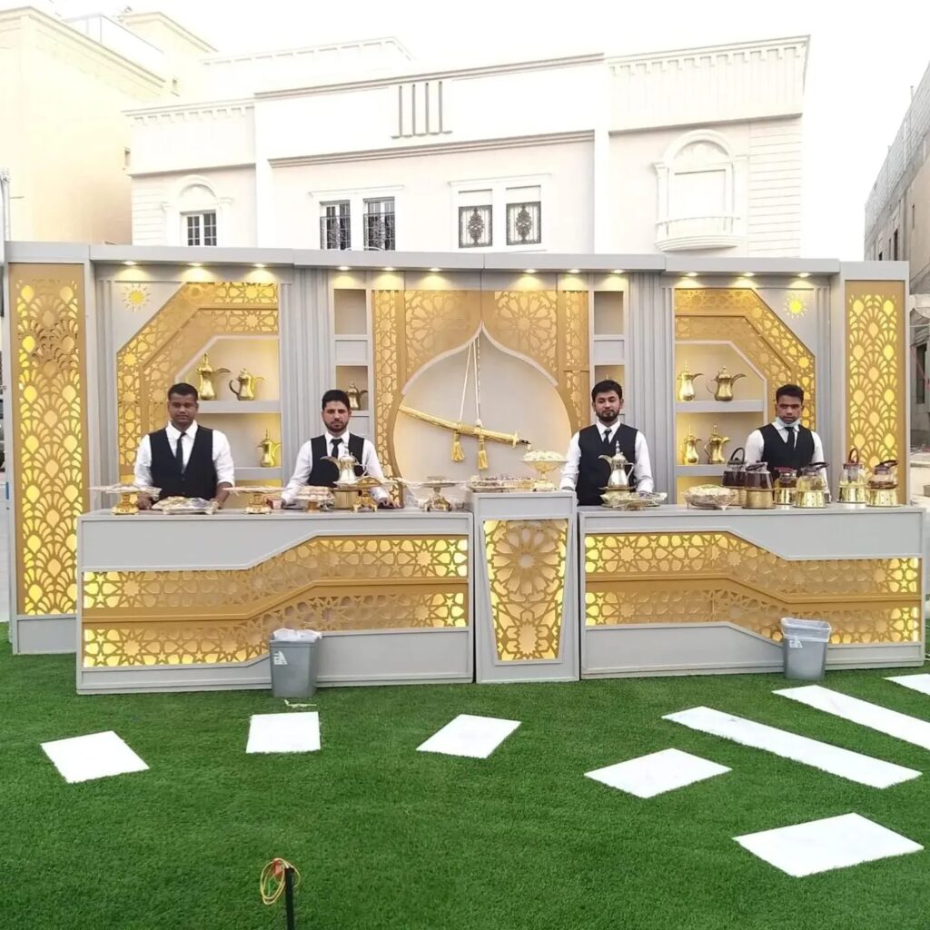خدمة شاي وقهوة